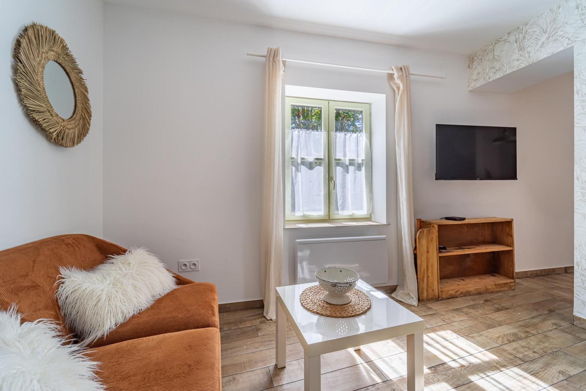 Cosy Room'S Frontonas Zewnętrze zdjęcie