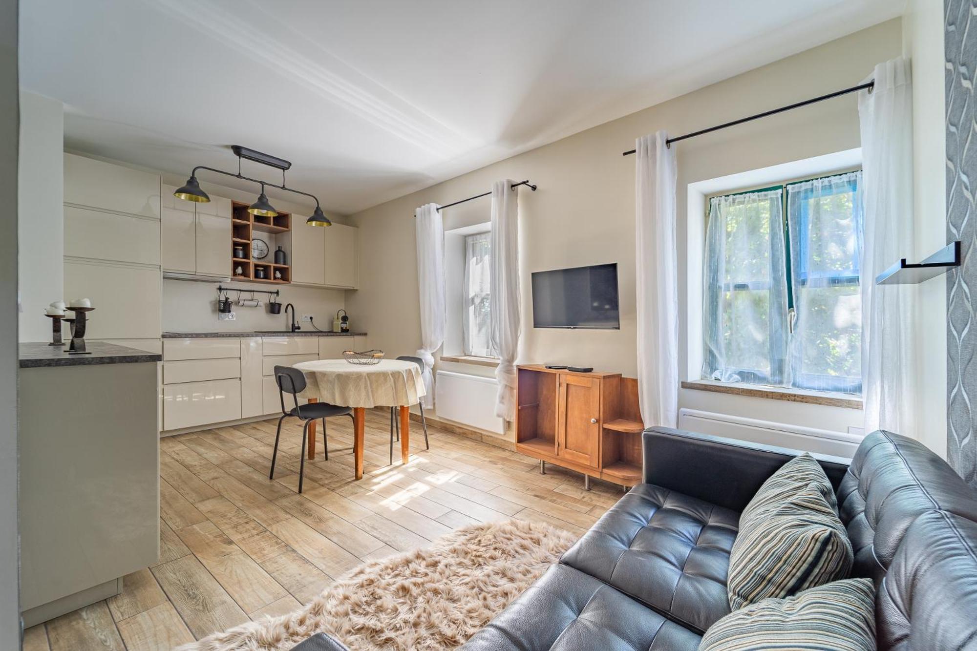 Cosy Room'S Frontonas Zewnętrze zdjęcie